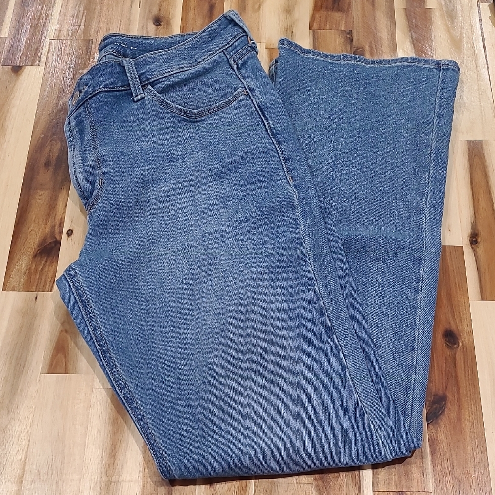 Old Navy Women's Straight Leg Blue Jeans